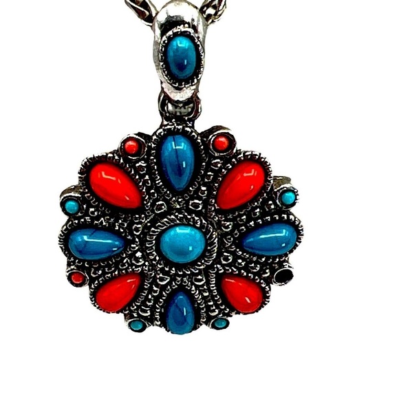Vintage Southwest Faux Turquoise & Coral Pendant Necklace Silver Tone Chain - Picture 2 of 6